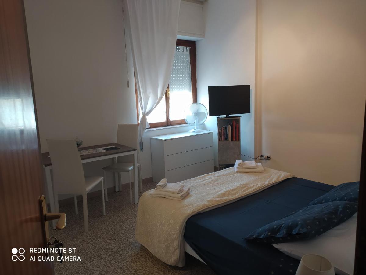 Bab San Feliciano Camere Фолиньо Экстерьер фото